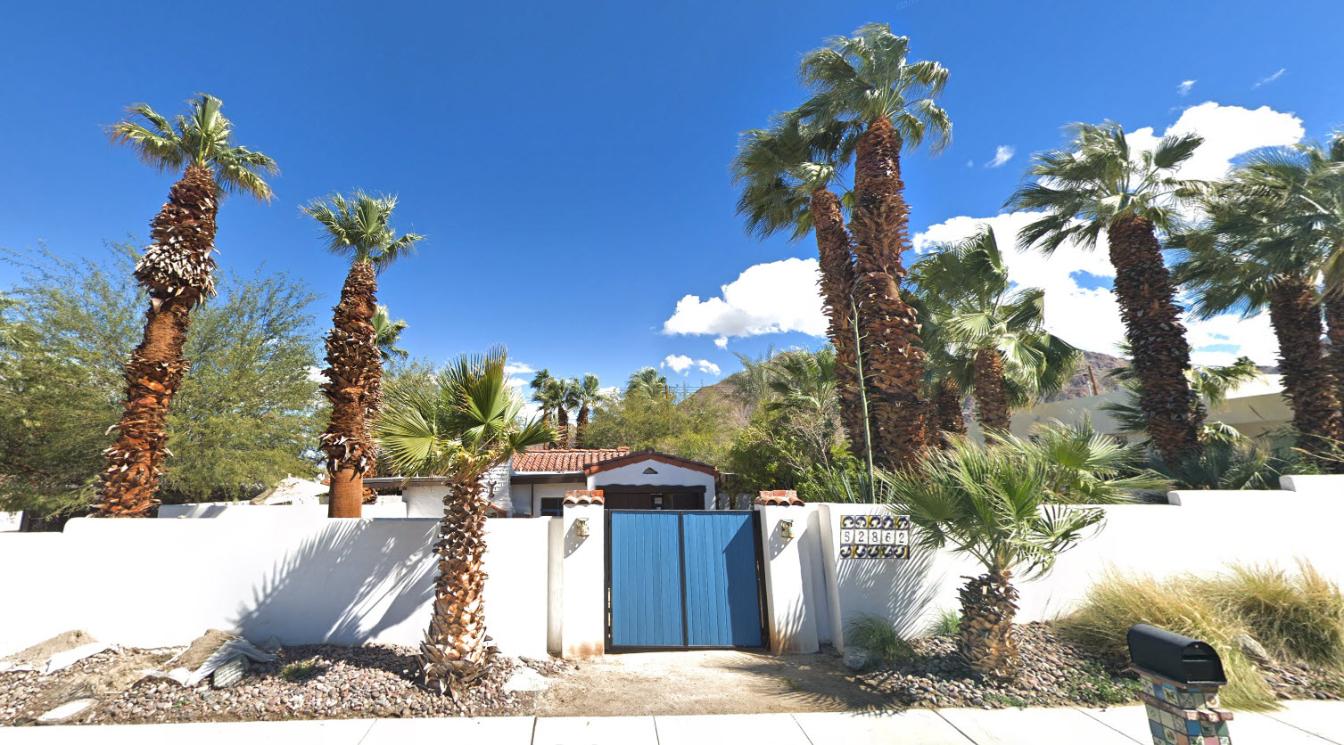 Unique La Quinta Home