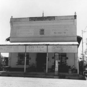 Front view of Arizona Ghost Town Store