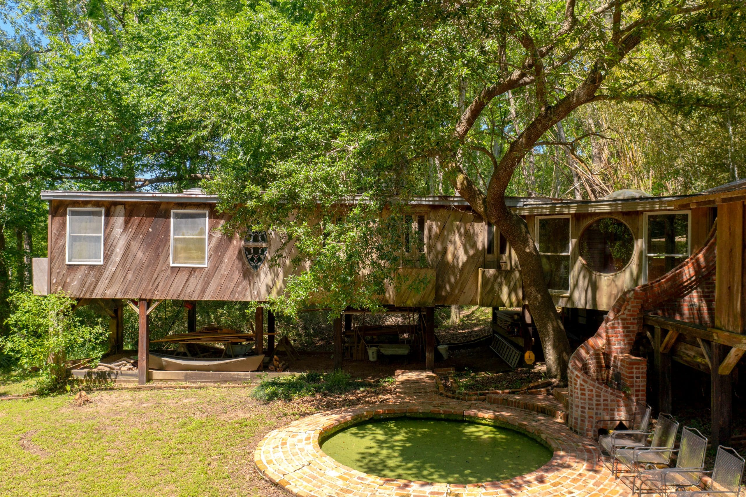 The bedroom wing at Bayou Magic