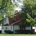 Historic Mississippi Riverfront Cottage