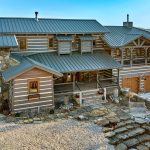 Moon Stone log home exterior