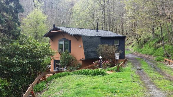 Hobbit House on Grapevine Rd in Madison County NC